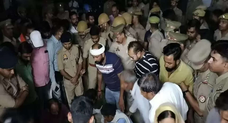 Varanasi Crime: Dead body was thrown after killing a missing youth in Varanasi, relatives created ruckus